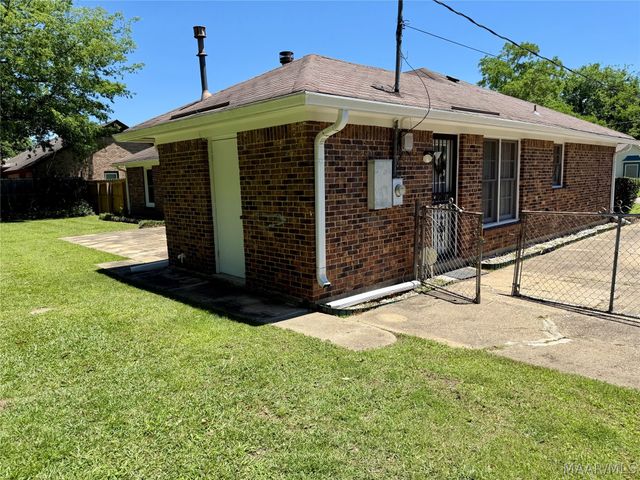 2256 SEMMES Drive, Montgomery, AL 36106