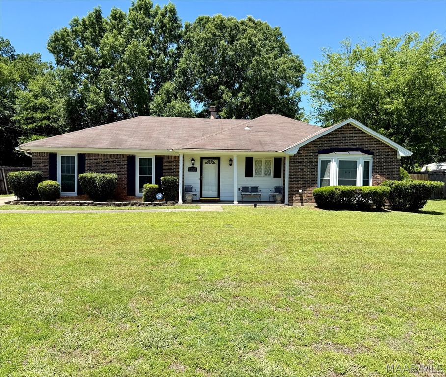 2256 SEMMES Drive, Montgomery, AL 36106