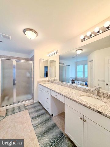 98 APPLEGATE WAY, Chesterfield, NJ 08515