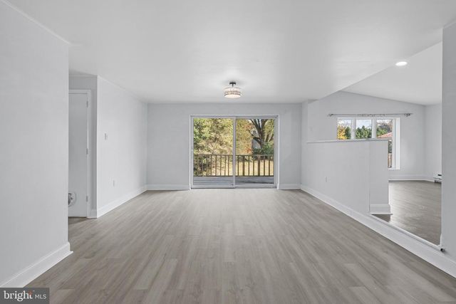 208 S ELM ST, Robesonia, PA 19551