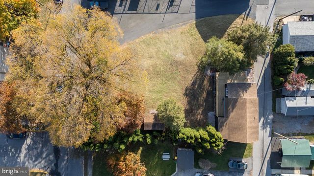 208 S ELM ST, Robesonia, PA 19551