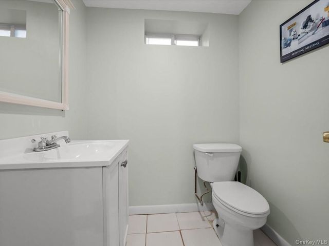 59 Franklin Place, Great Neck, NY 11023