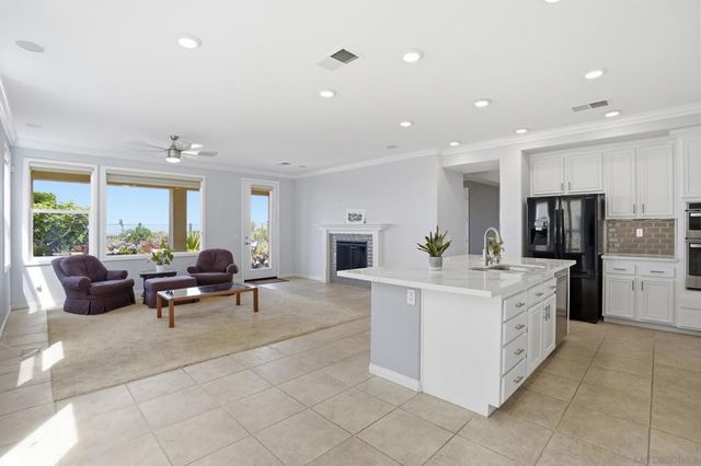 1032 Sea Reef Dr, San Diego, CA 92154