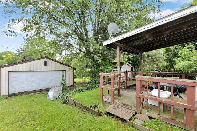4627 Lowcroft Avenue, Lansing, MI 48910