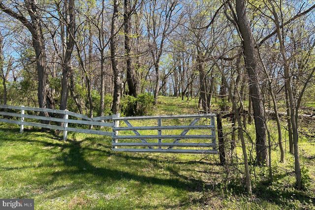 20007 LANDIS RD, Hagerstown, MD 21740