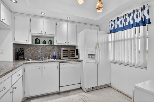 9872 Marina Boulevard 1433, Boca Raton, FL 33428