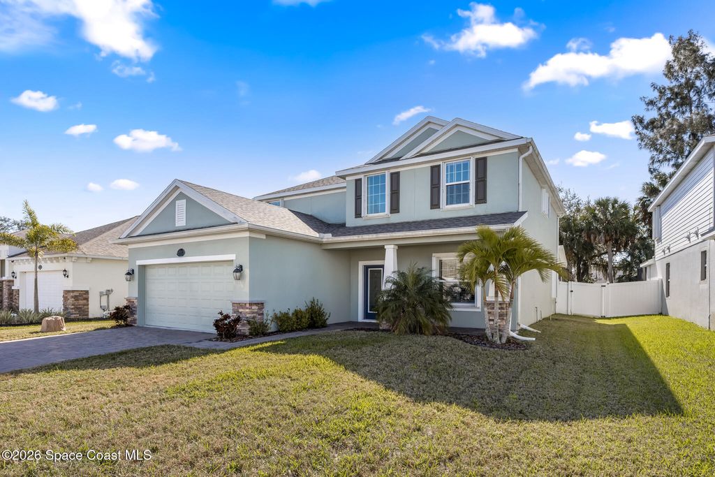 2821 Bobby Jones Street, West Melbourne, FL 32904