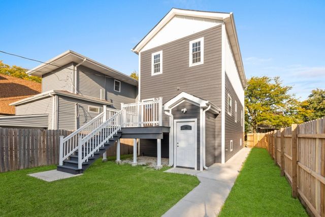 1610 S Fifth Avenue, Maywood, IL 60153