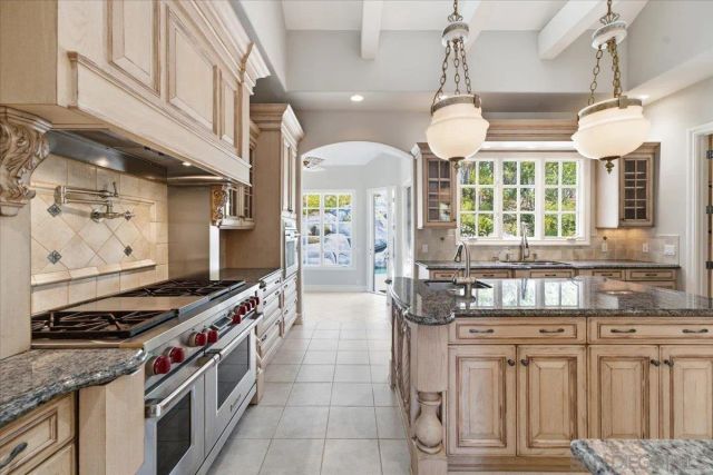 6150 Avenida Alteras, Rancho Santa Fe, CA 92067