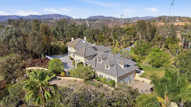 6150 Avenida Alteras, Rancho Santa Fe, CA 92067