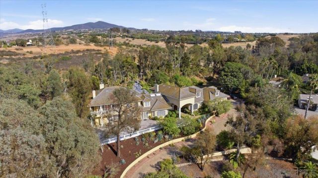 6150 Avenida Alteras, Rancho Santa Fe, CA 92067