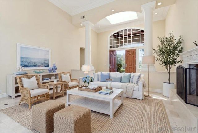 6150 Avenida Alteras, Rancho Santa Fe, CA 92067