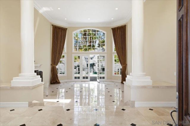 6150 Avenida Alteras, Rancho Santa Fe, CA 92067