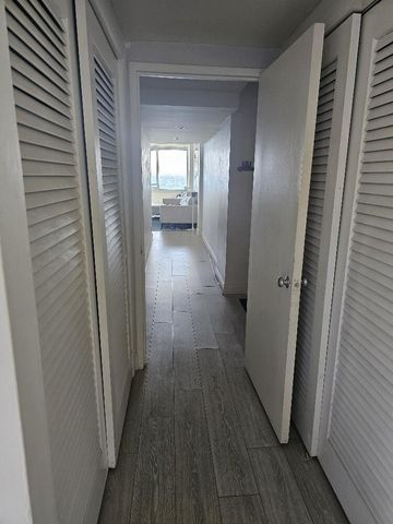 345 N Fort Lauderdale Beach Boulevard 402, Fort Lauderdale, FL 33304