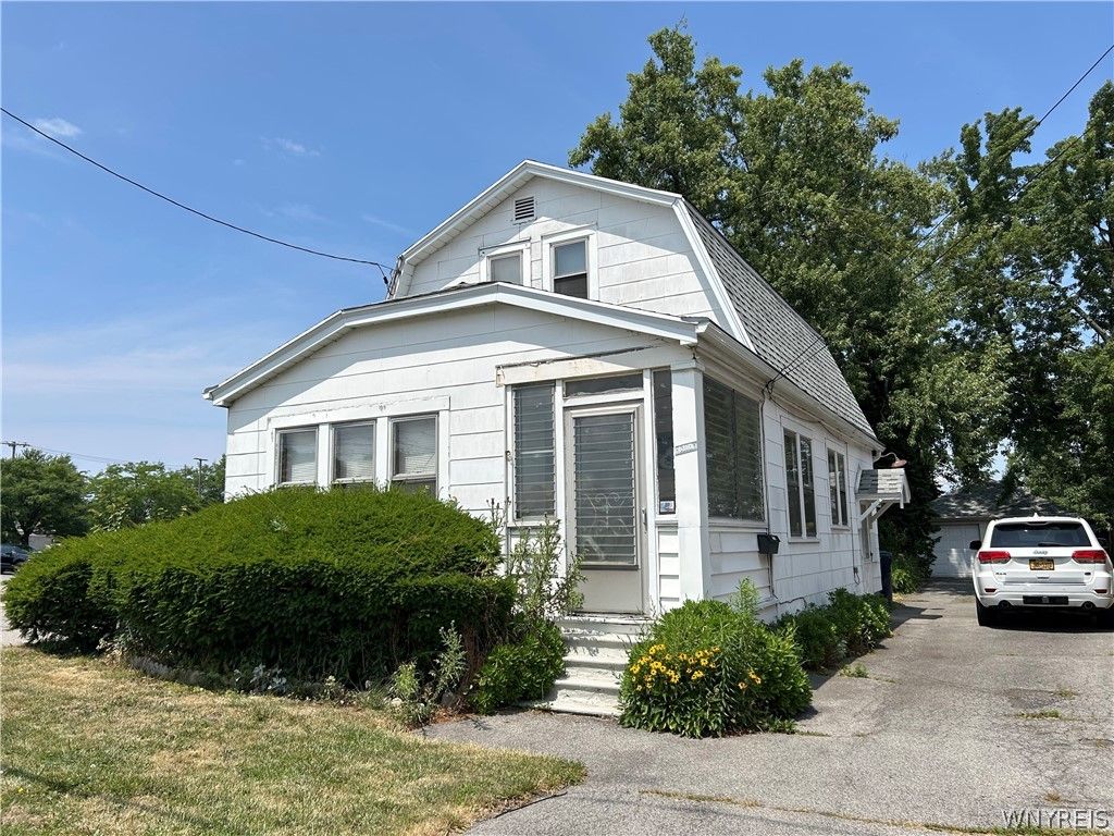 1310 Ridge Road, Lackawanna, NY 14218