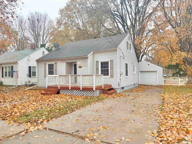 1460 BEECHER Street, Galesburg, IL 61401