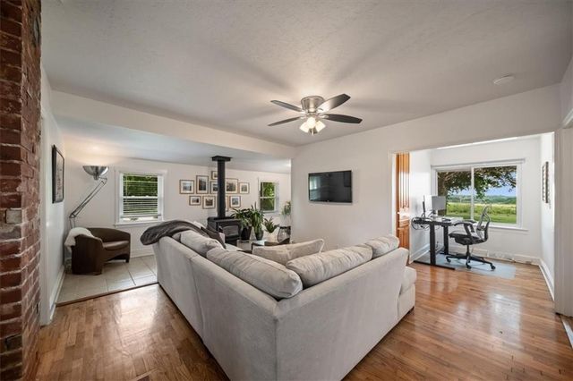 3281 W 319th Street, Louisburg, KS 66053