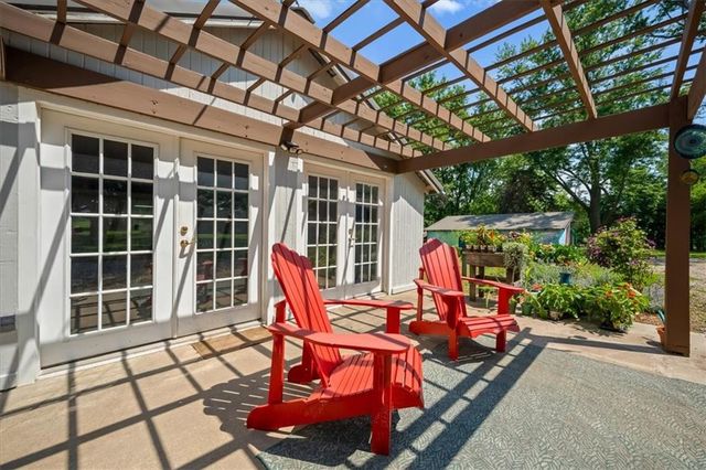 3281 W 319th Street, Louisburg, KS 66053