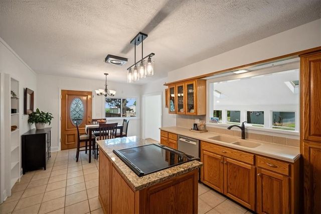 3281 W 319th Street, Louisburg, KS 66053