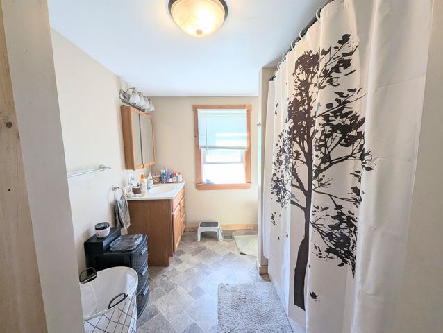 131 Old Bradley Road, St. Johnsbury, VT 05819