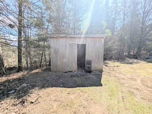 131 Old Bradley Road, St. Johnsbury, VT 05819
