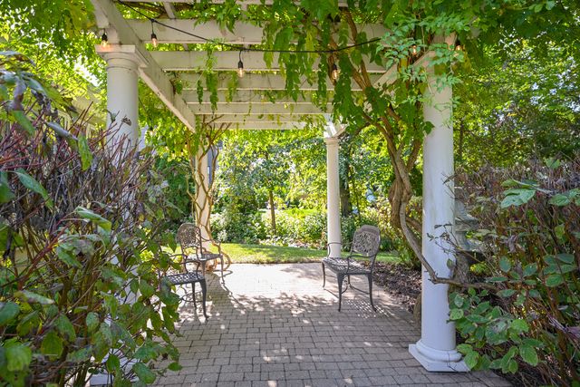 Address unavailable.