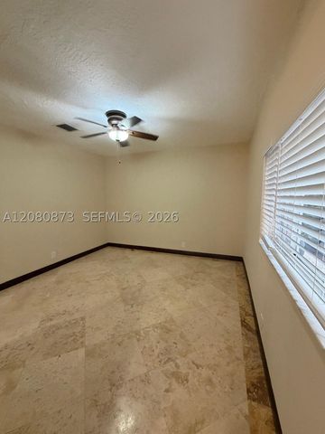 9051 NW 18th Ct 0, Pembroke Pines, FL 33024