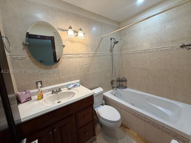9051 NW 18th Ct 0, Pembroke Pines, FL 33024