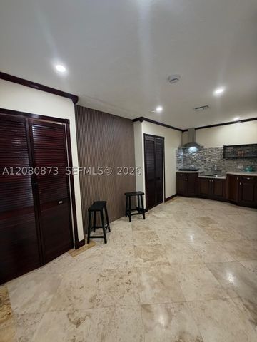 9051 NW 18th Ct 0, Pembroke Pines, FL 33024