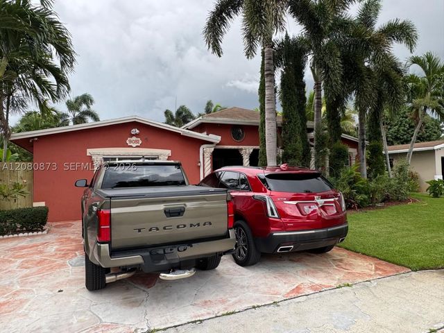 9051 NW 18th Ct 0, Pembroke Pines, FL 33024