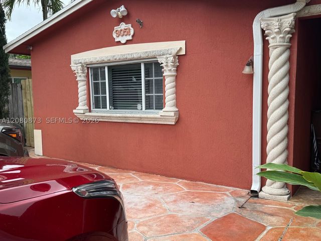 9051 NW 18th Ct 0, Pembroke Pines, FL 33024