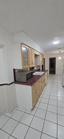 664 CYPRESS ROAD, Venice, FL 34293