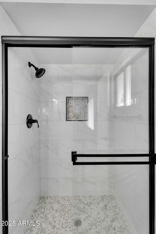 5607 N 73RD Avenue, Glendale, AZ 85303