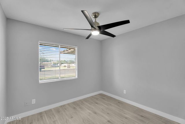 5607 N 73RD Avenue, Glendale, AZ 85303