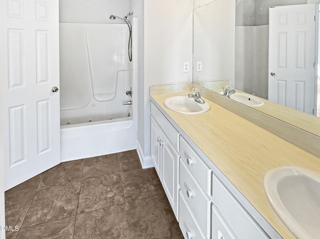 11165 Candlewick Road, Bailey, NC 27807