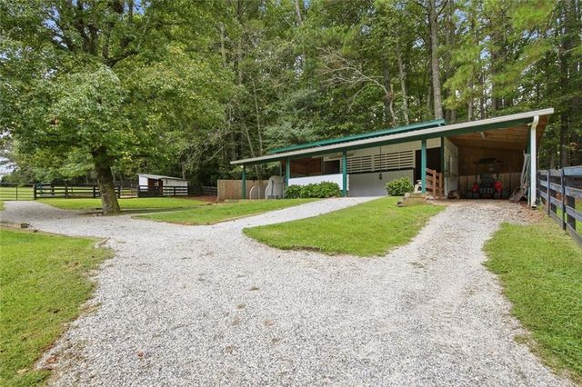 565 Old Lathemtown Road, Canton, GA 30115