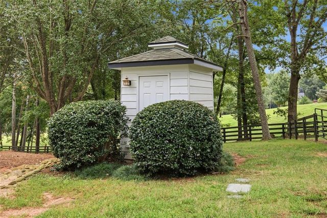 565 Old Lathemtown Road, Canton, GA 30115