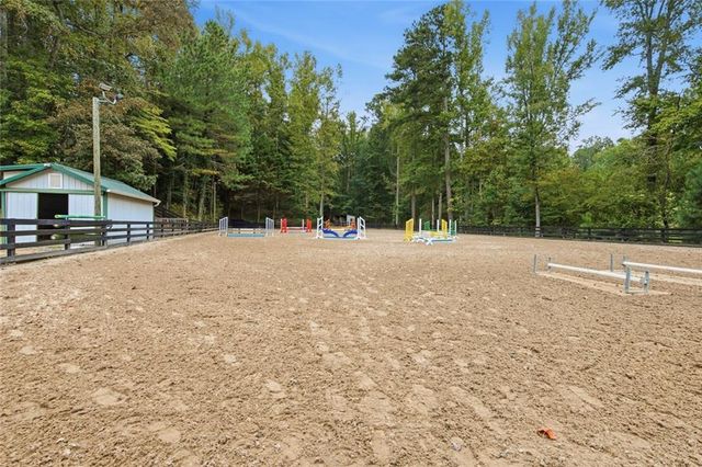 565 Old Lathemtown Road, Canton, GA 30115