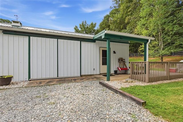 565 Old Lathemtown Road, Canton, GA 30115