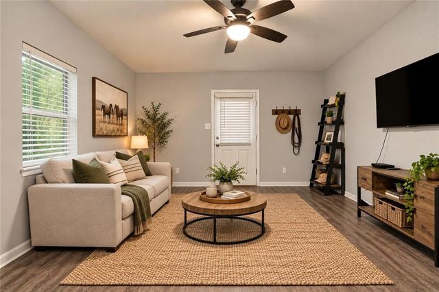 565 Old Lathemtown Road, Canton, GA 30115