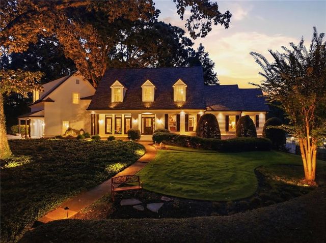 565 Old Lathemtown Road, Canton, GA 30115