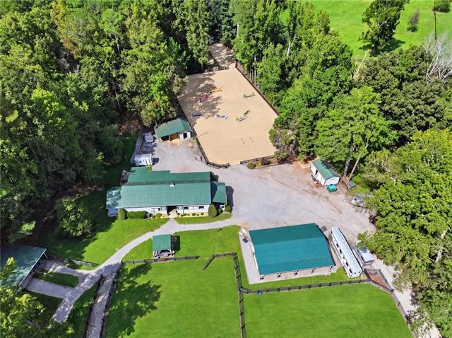 565 Old Lathemtown Road, Canton, GA 30115