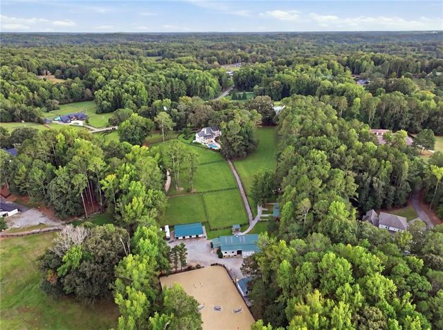 565 Old Lathemtown Road, Canton, GA 30115