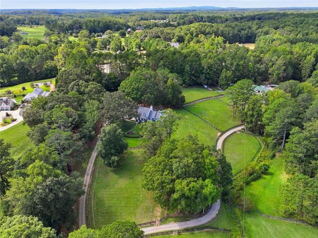 565 Old Lathemtown Road, Canton, GA 30115