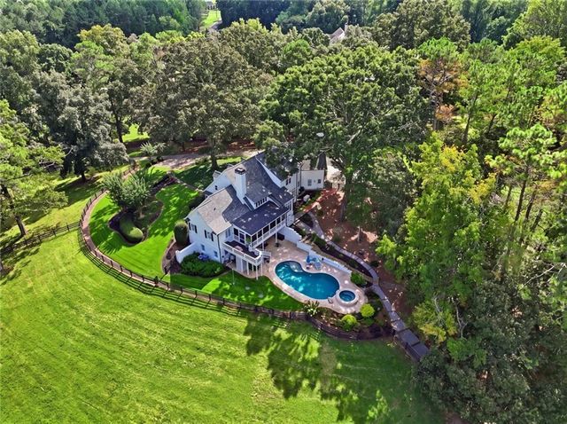 565 Old Lathemtown Road, Canton, GA 30115
