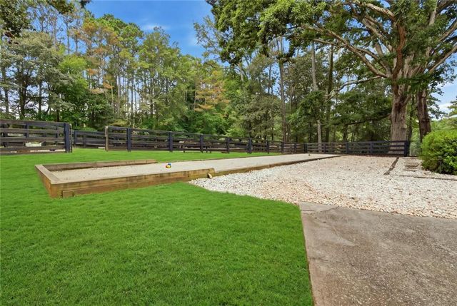 565 Old Lathemtown Road, Canton, GA 30115