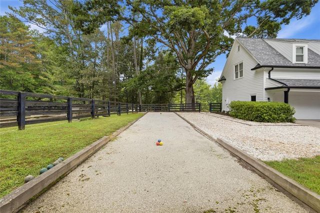 565 Old Lathemtown Road, Canton, GA 30115