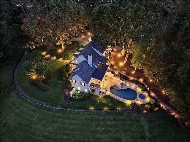 565 Old Lathemtown Road, Canton, GA 30115