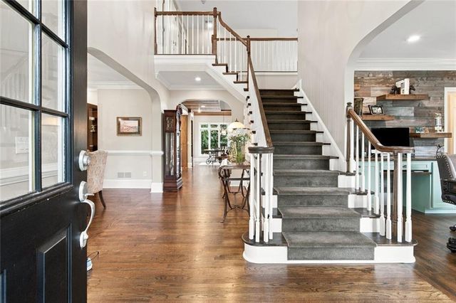 565 Old Lathemtown Road, Canton, GA 30115
