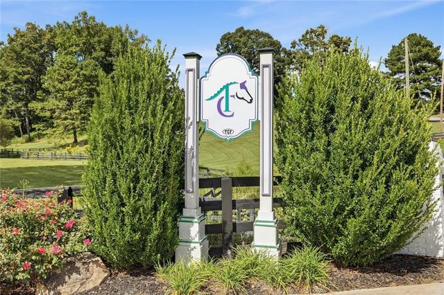 565 Old Lathemtown Road, Canton, GA 30115